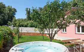 Holiday Home Hana-Stunning Peninsula- With Hot Tub